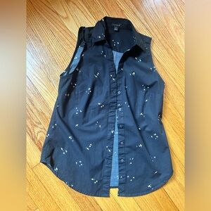 Ann Taylor Button Down Sleeveless Shirt Size Small Petite